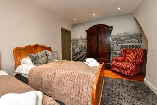 Quirky 4 Bedroom Apartment With Terrace Cardiff Buitenkant foto