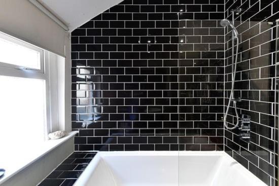 Quirky 4 Bedroom Apartment With Terrace Cardiff Buitenkant foto
